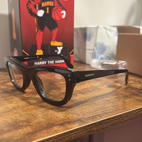 COPY - Burberry glasses - Picture 6 of 8